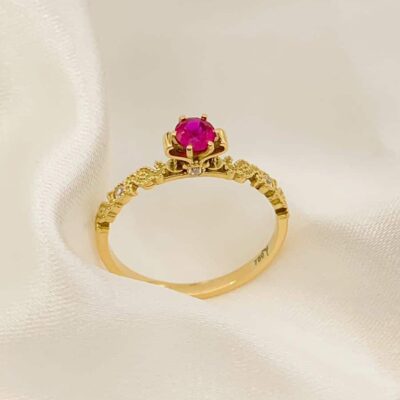 Anel de Formatura Laila em Ouro 18K